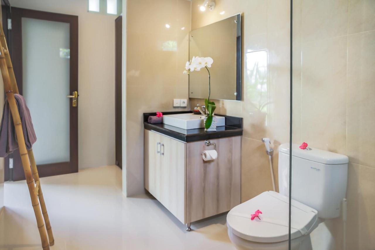Villa 66, 5 Min Walk To Double 6 Beach Seminyak  Ngoại thất bức ảnh